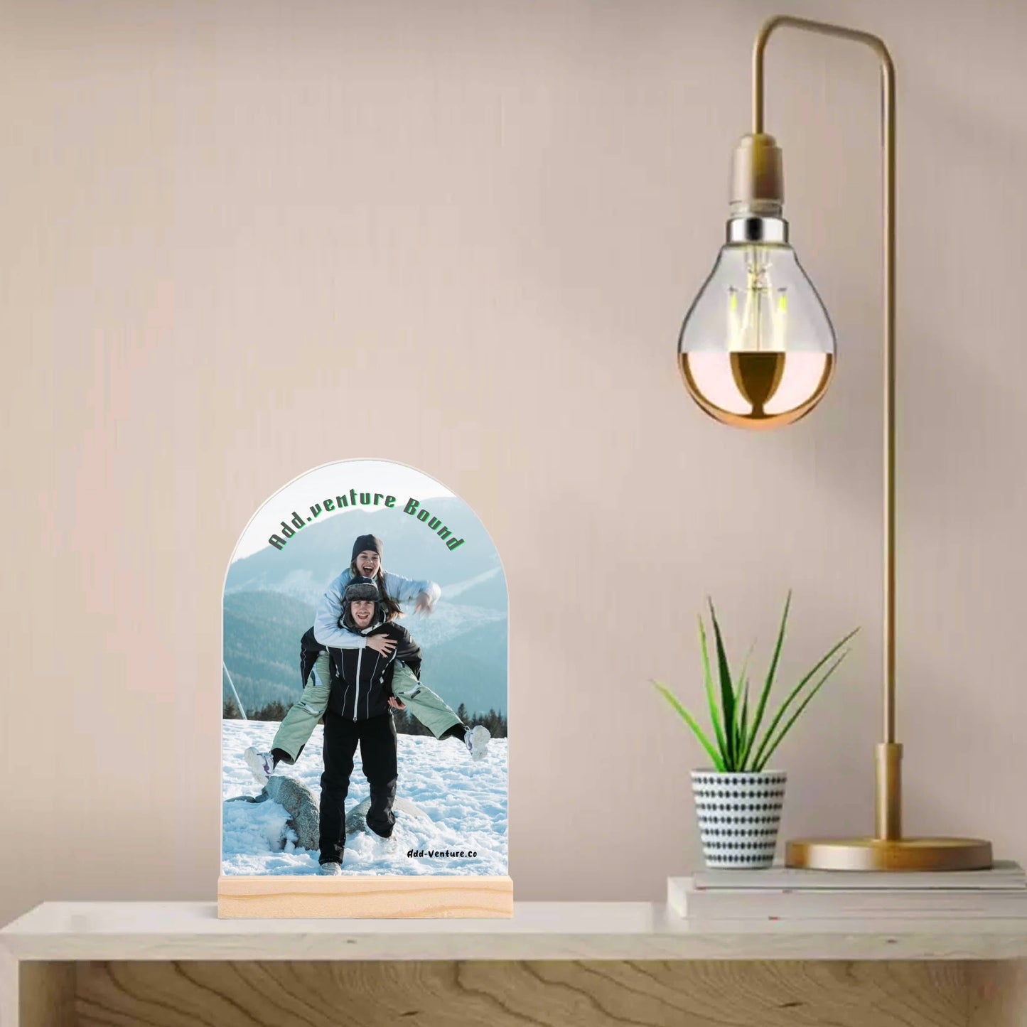 Personalized Table Display - The Arch of Expression